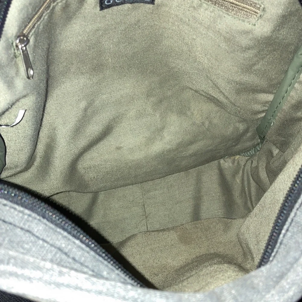 GUESS MESSENGER BAG - Picture 5 of 9